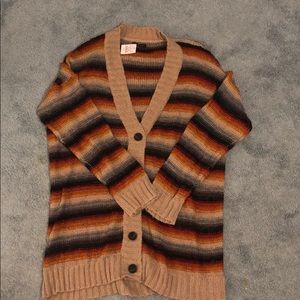 American Eagle Cardigan/Sweater